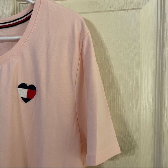 NEW PINK TOMMY TOMMY HILFIGER TSHIRT - Picture 2 of 7